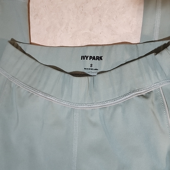 IVY PARK leggings size small - Picture 3 of 6